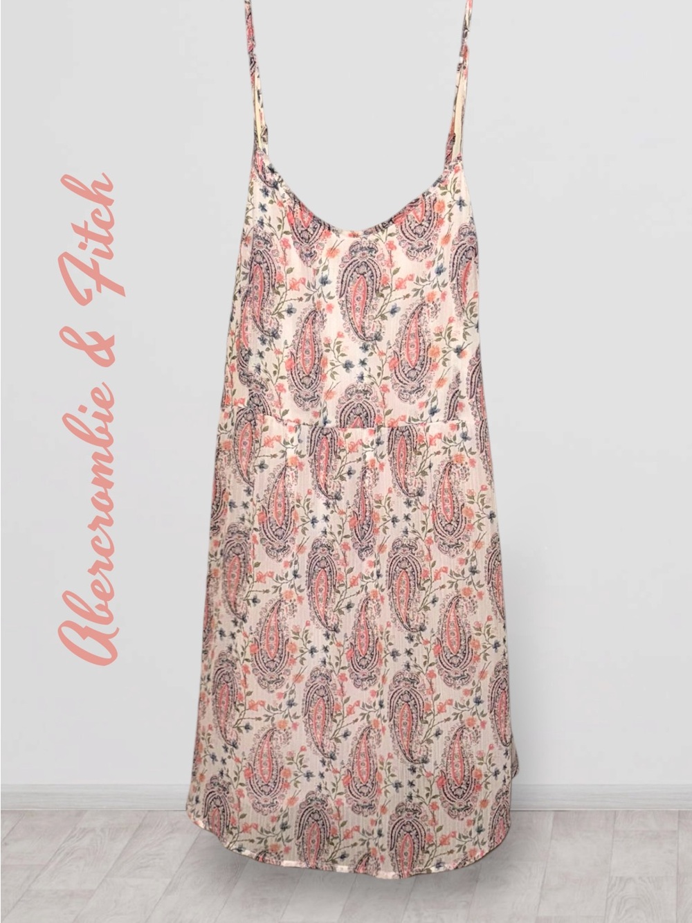 🌼Abercrombie & Fitch Blush Paisley Spaghetti-Strap Dress